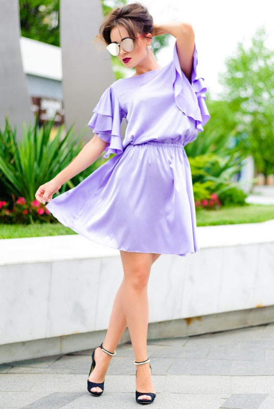

Fashions • Платье женское Шарлотта Fashions 54 сирень (Р0149-бр-лб)