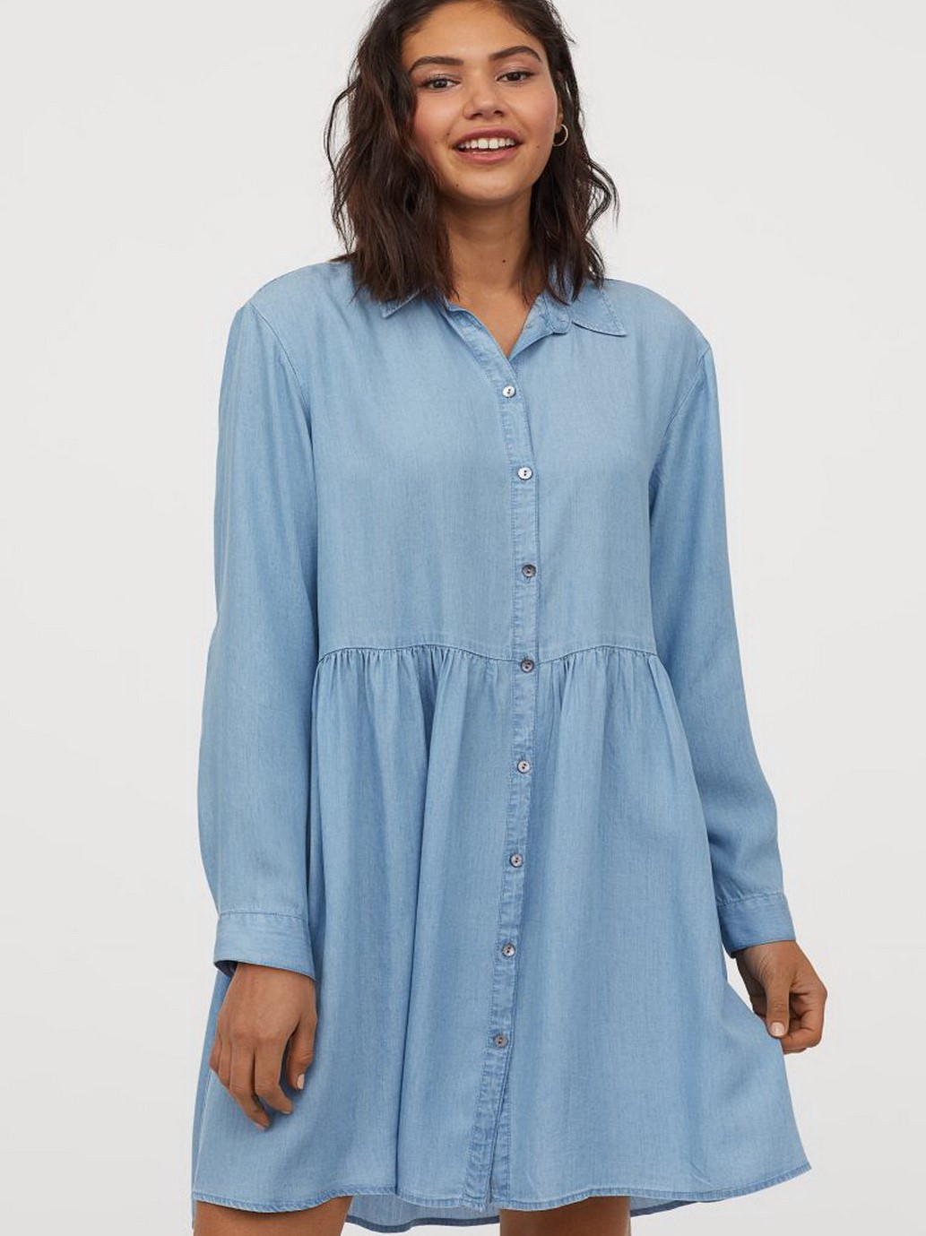 Акція на Сукня-сорочка міні осіння жіноча H&M 0873682-1 38 Блакитна (СА2000001851111) від Rozetka