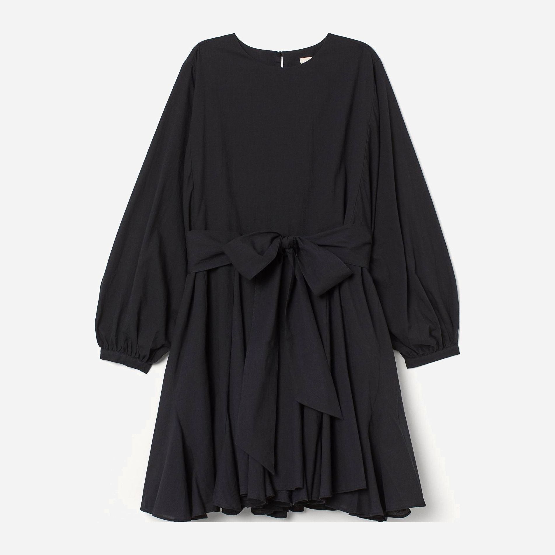 

Платье H&M 9019242-AAAD M Черное