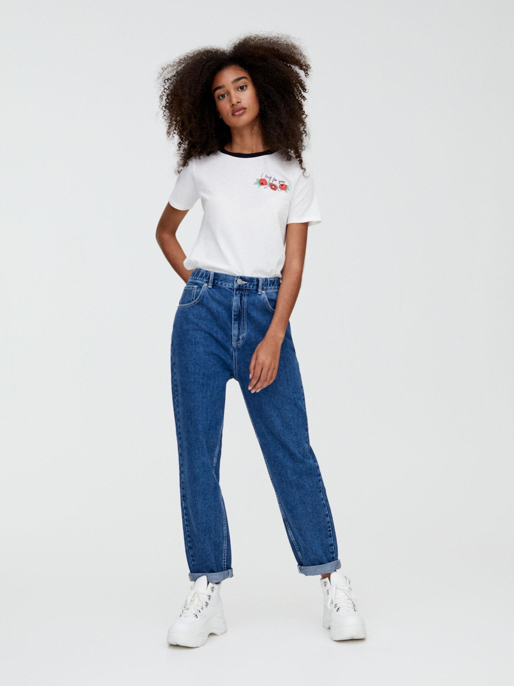 

Футболка Pull & Bear 9242/349/805-AAPT S Белая
