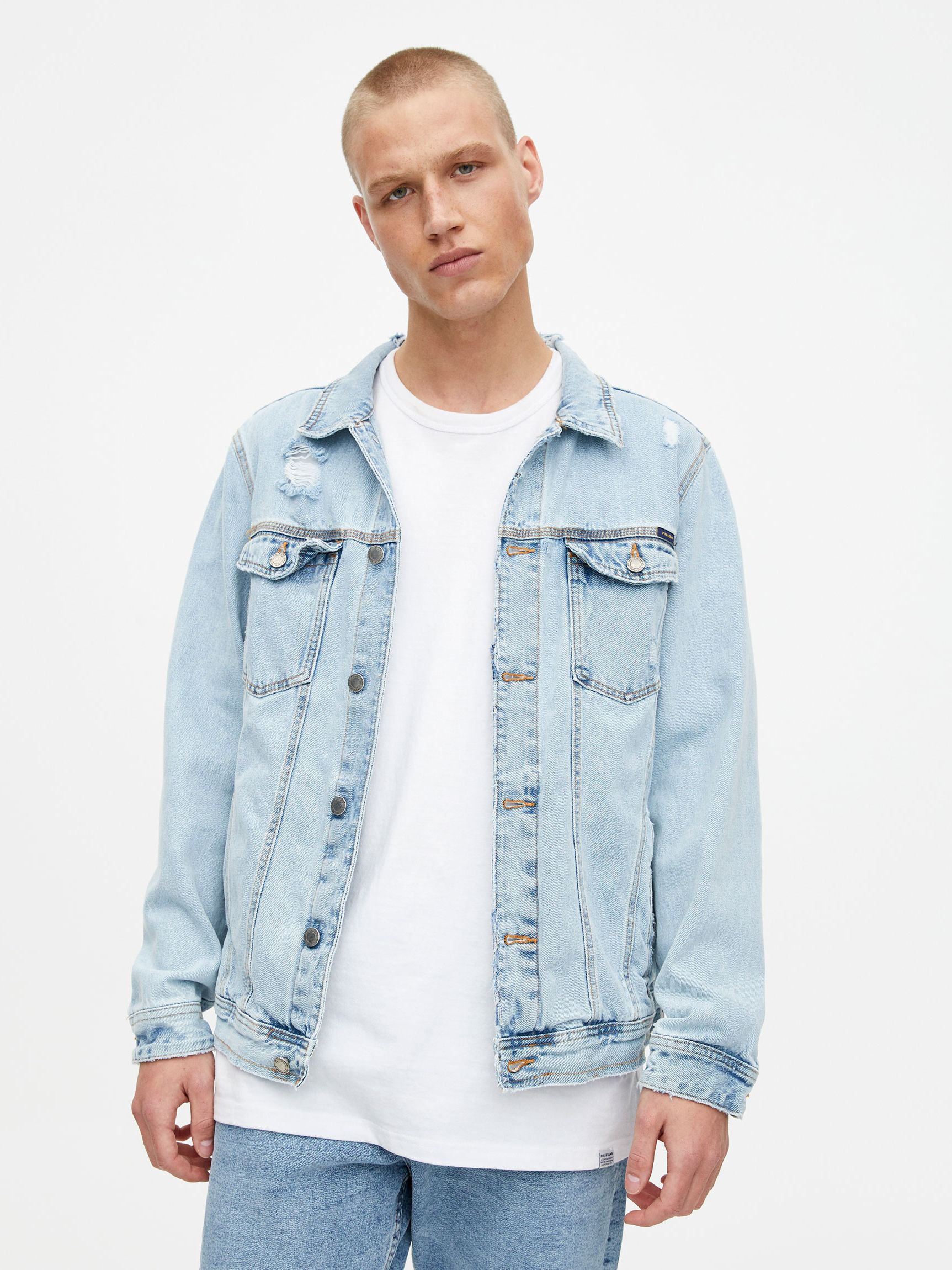 

Джинсовая куртка Pull & Bear 5715/523/427 XL Голубой джинс