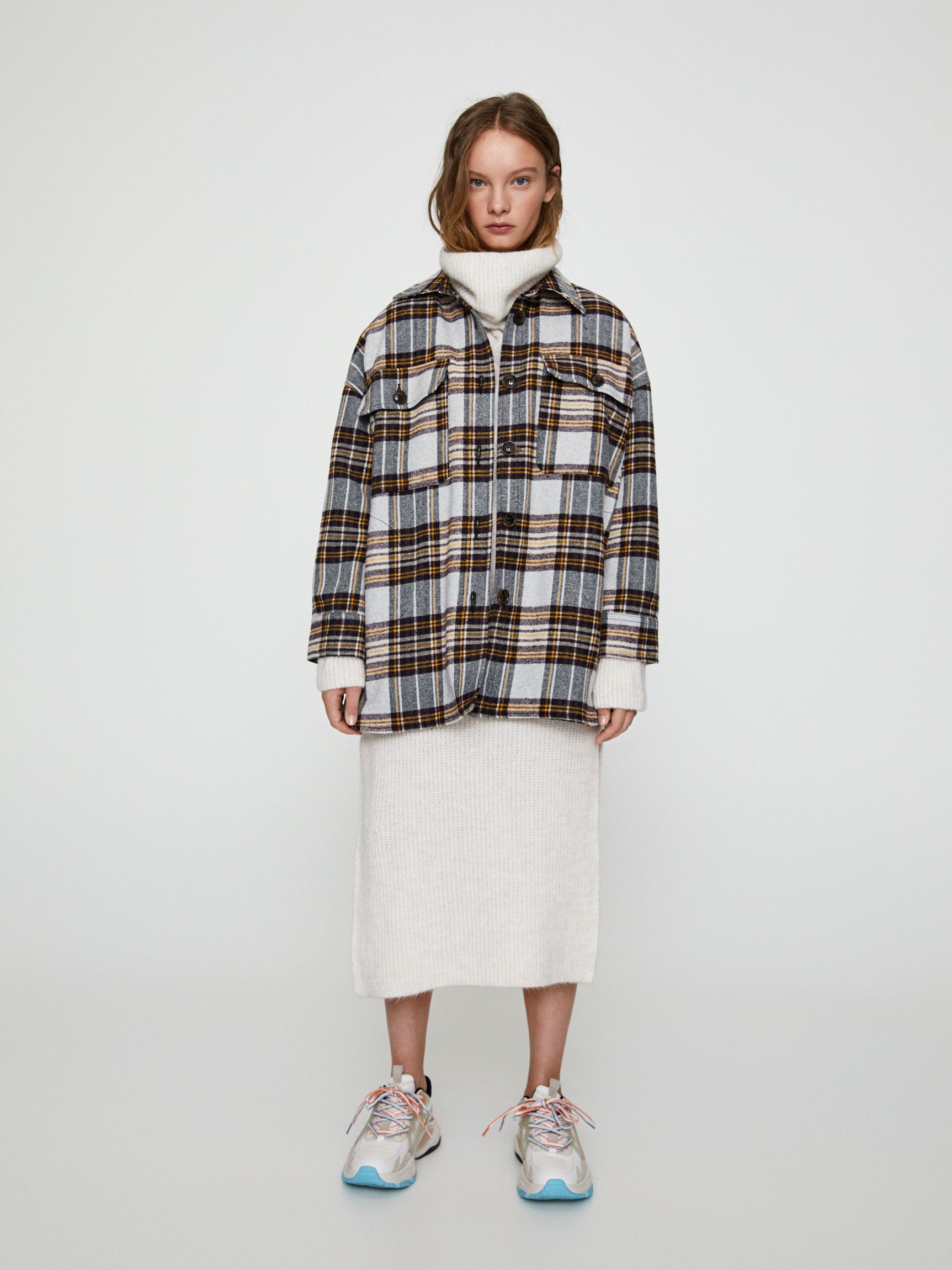 

Куртка Pull & Bear 5713/334/050 M Серая