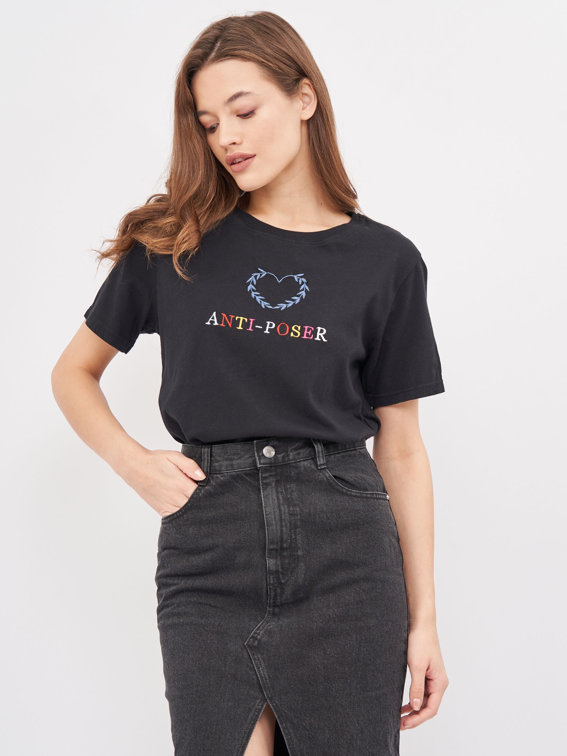 

Футболка Pull & Bear 9245/377/800  Черная, Футболка Pull & Bear 9245/377/800 S Черная