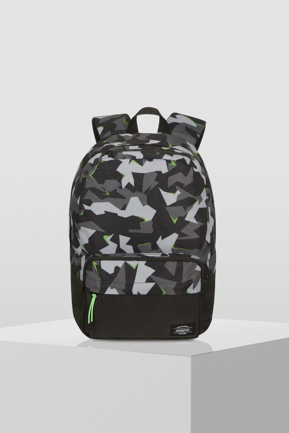 

Рюкзак American Tourister URBAN GROOVE CAMO/ACID GREEN 27,5х40х20,5 24G*72037