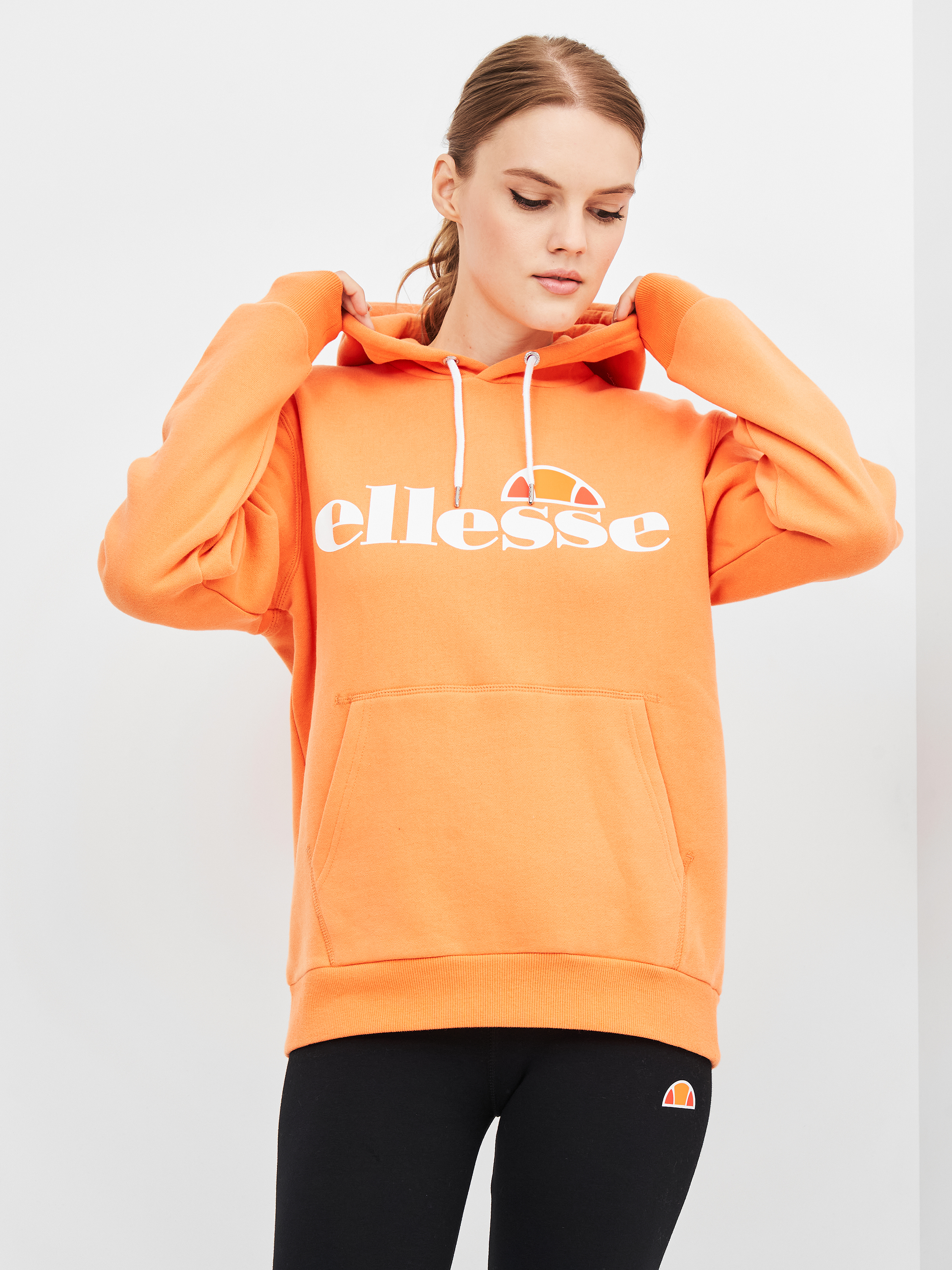 

Худи Ellesse SGI03244-ORANGE  (10) Оранжевое, Худи Ellesse SGI03244-ORANGE S (10) Оранжевое