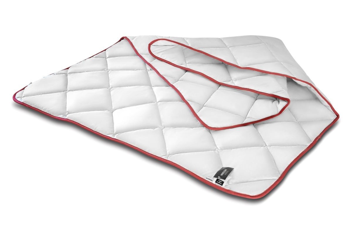 

Одеяло бамбуковое MirSon "Deluxe" №0409 Зима 172х205 см