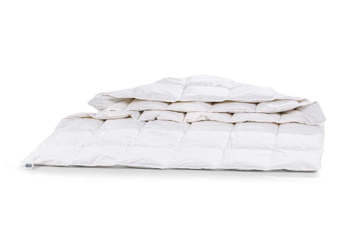

Одеяло пуховое MirSon Luxury Exclusive 080 Зима 172x205 см