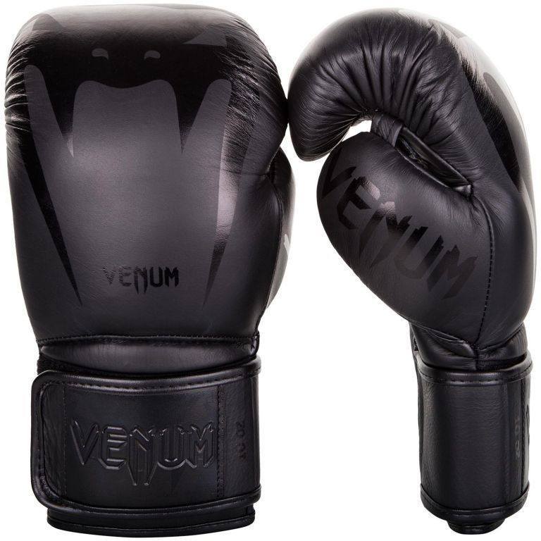 

Перчатки Venum Giant 3.0 Boxing Gloves Черные 14 унций