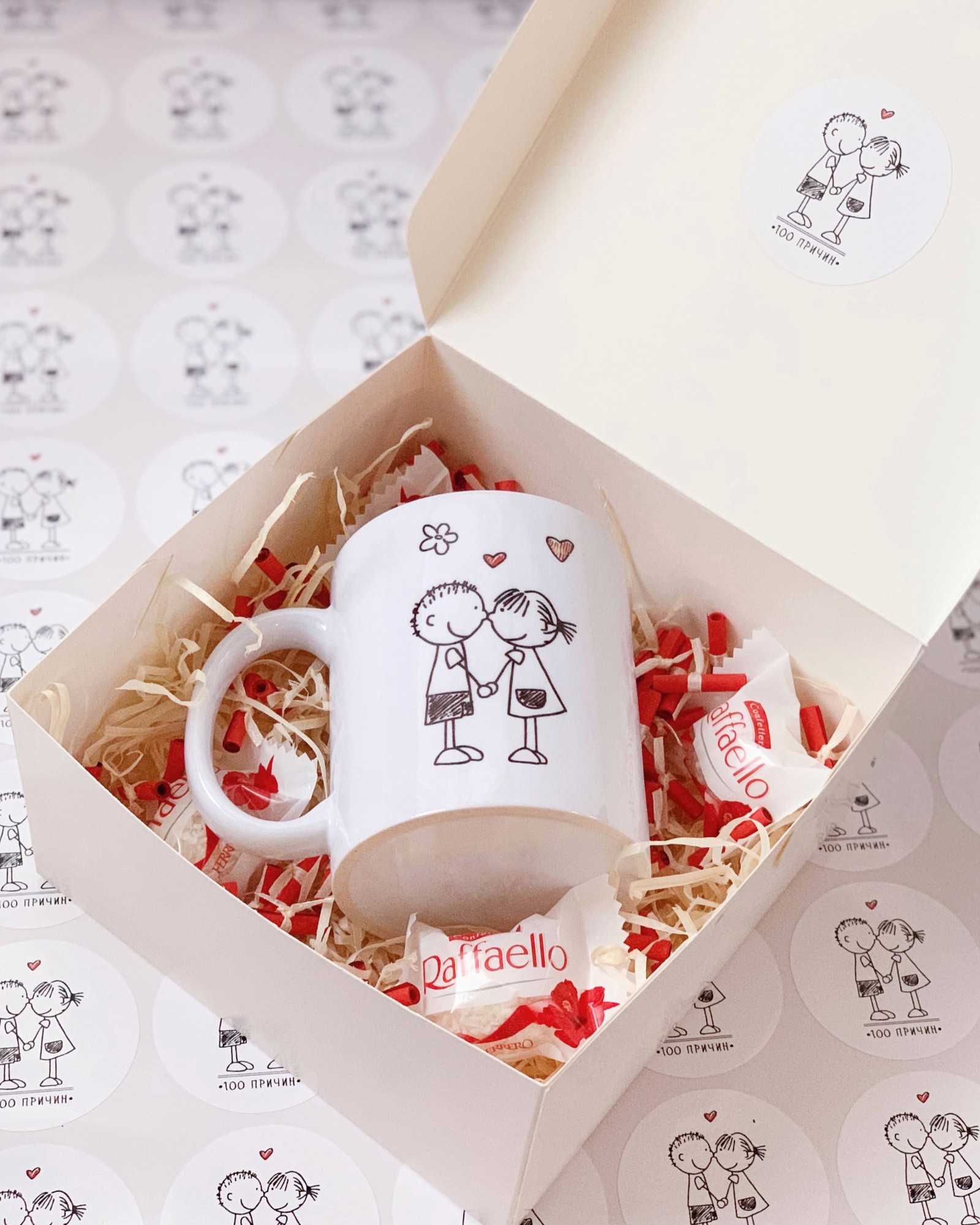 

Подарунок для дівчини YourGifts Подарунковий бокс із солодощами, чашкою і 100 причин чому я тебе люблю (Укр). Подарунок дружині. Подарунок на день народження дівчині