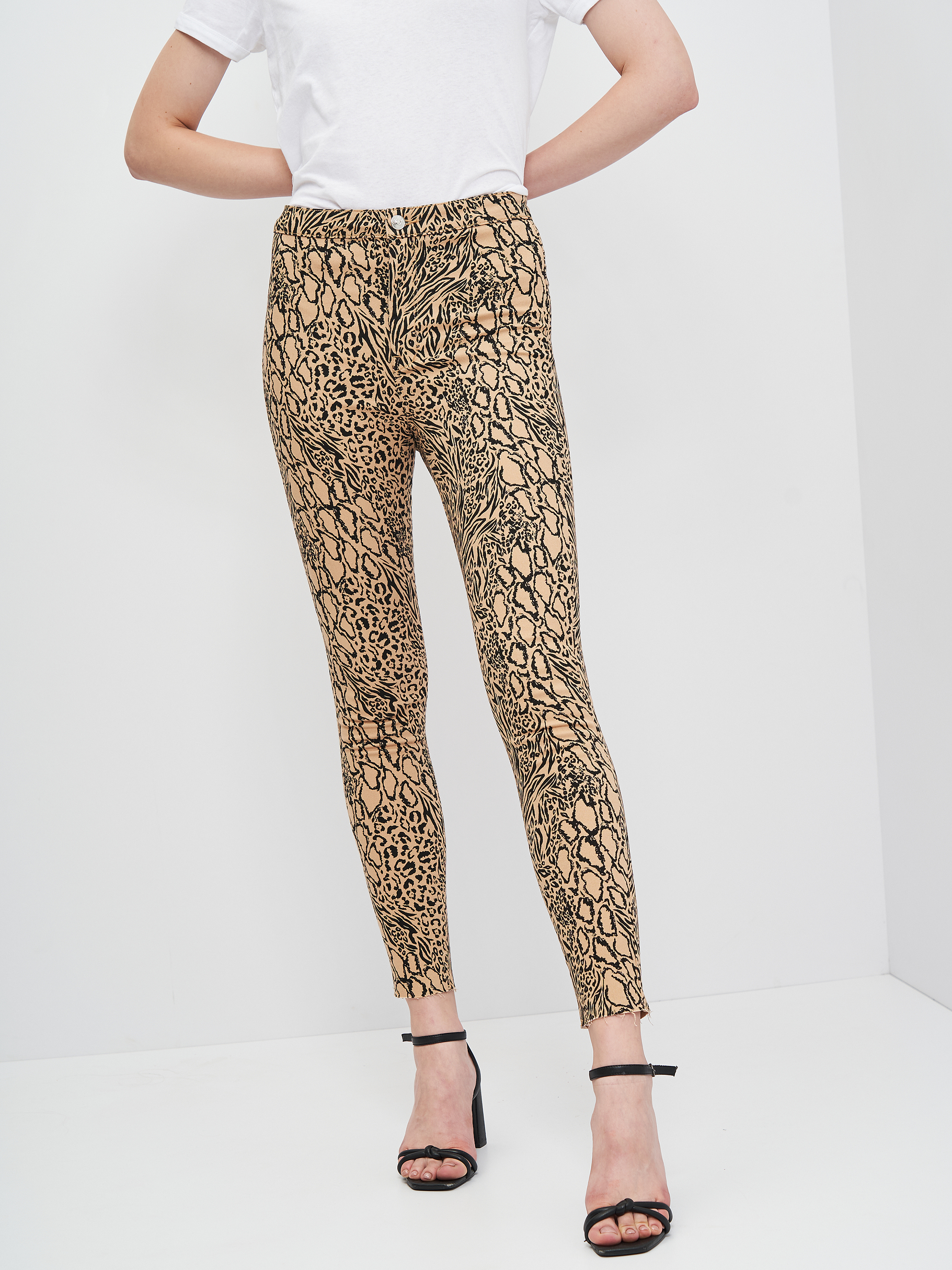 

Брюки H&M 8013840sm  Бежевые с леопардовым, Брюки H&M 8013840sm 38 Бежевые с леопардовым