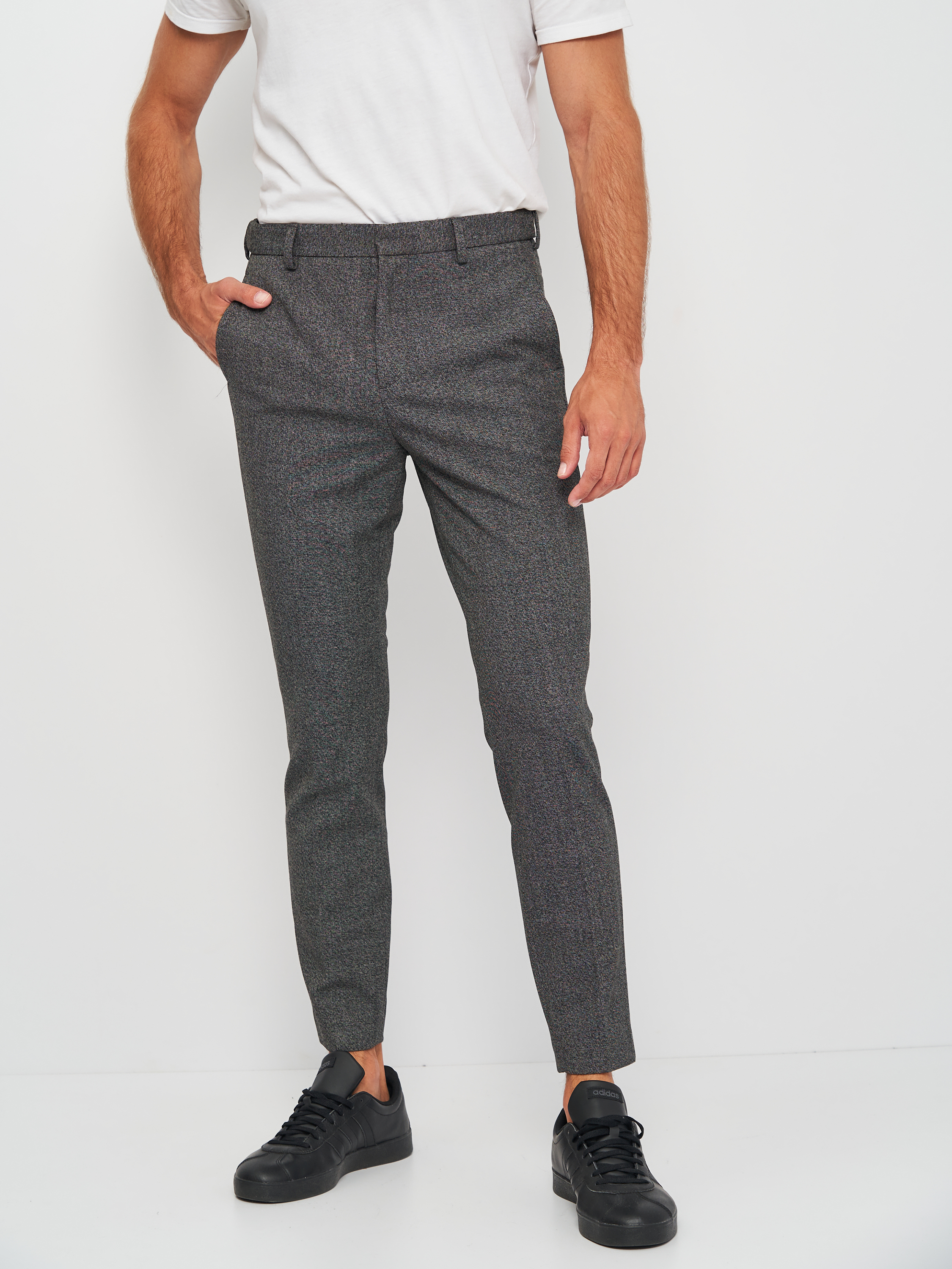 

Брюки H&M 2705-8011660 46 Черные