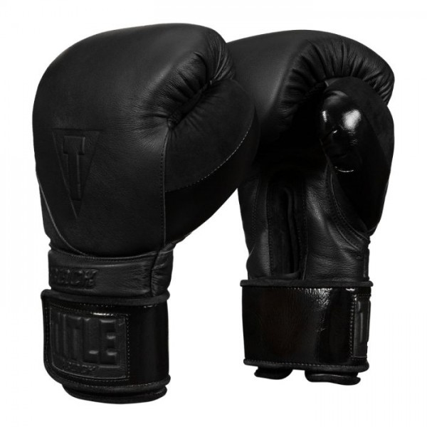 

Боксерские перчатки TITLE BLACK Heavy Bag 2.0 (18oz) Черные