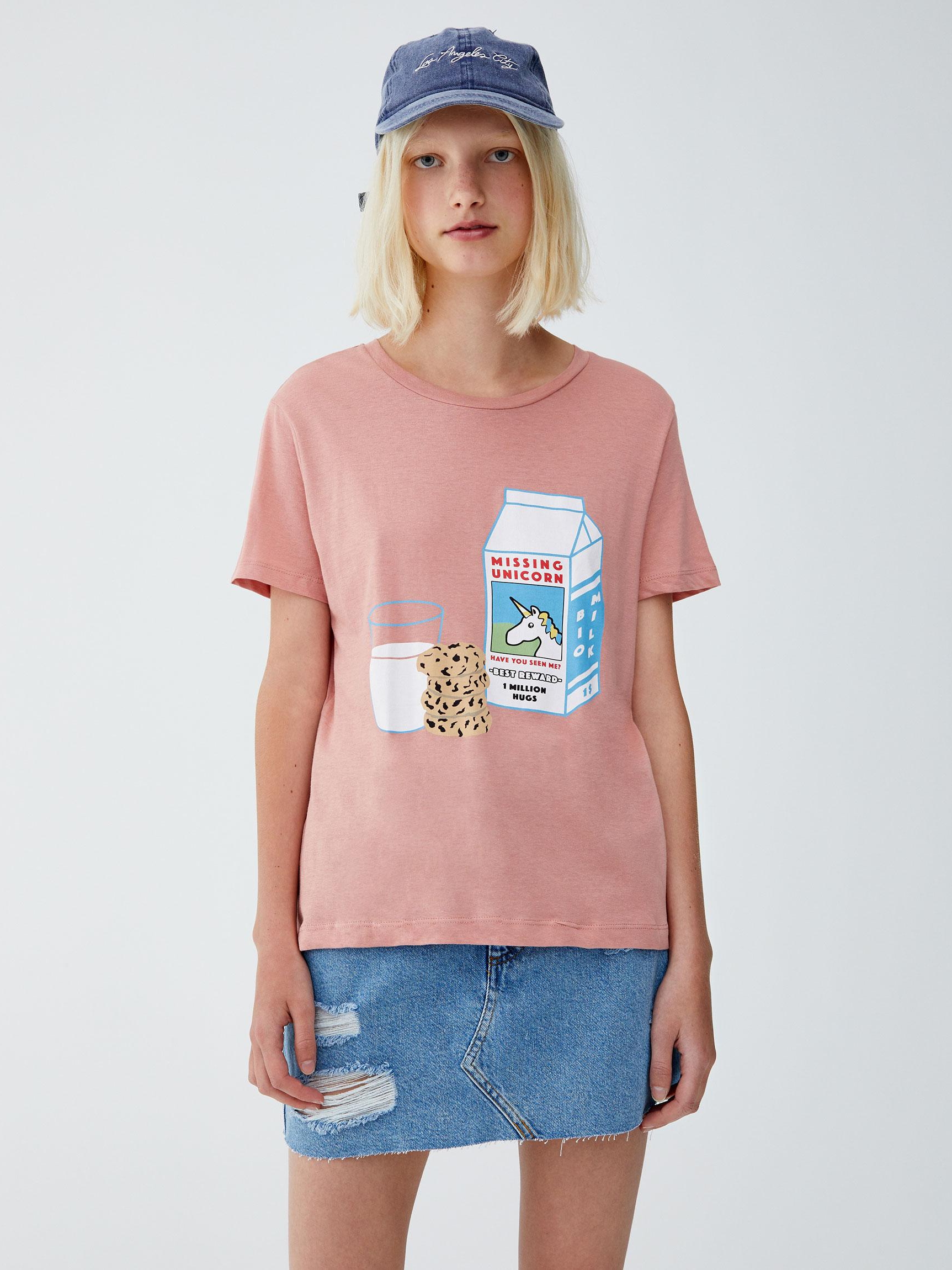 

Футболка Pull & Bear 9238/323/687-AARE M Розовая