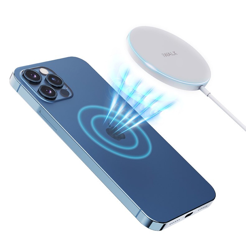 

Беспроводное зарядное устройство iWalk Crazy Cable MagLite Wireless Charger 15W (MCC010L-002A) White