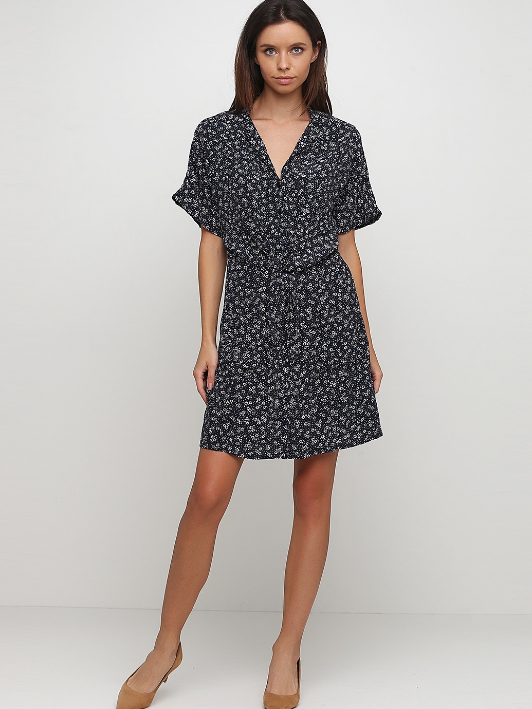 

Платье C&A 2050472b15  Темно-синее, Платье C&A 2050472b15 38 Темно-синее