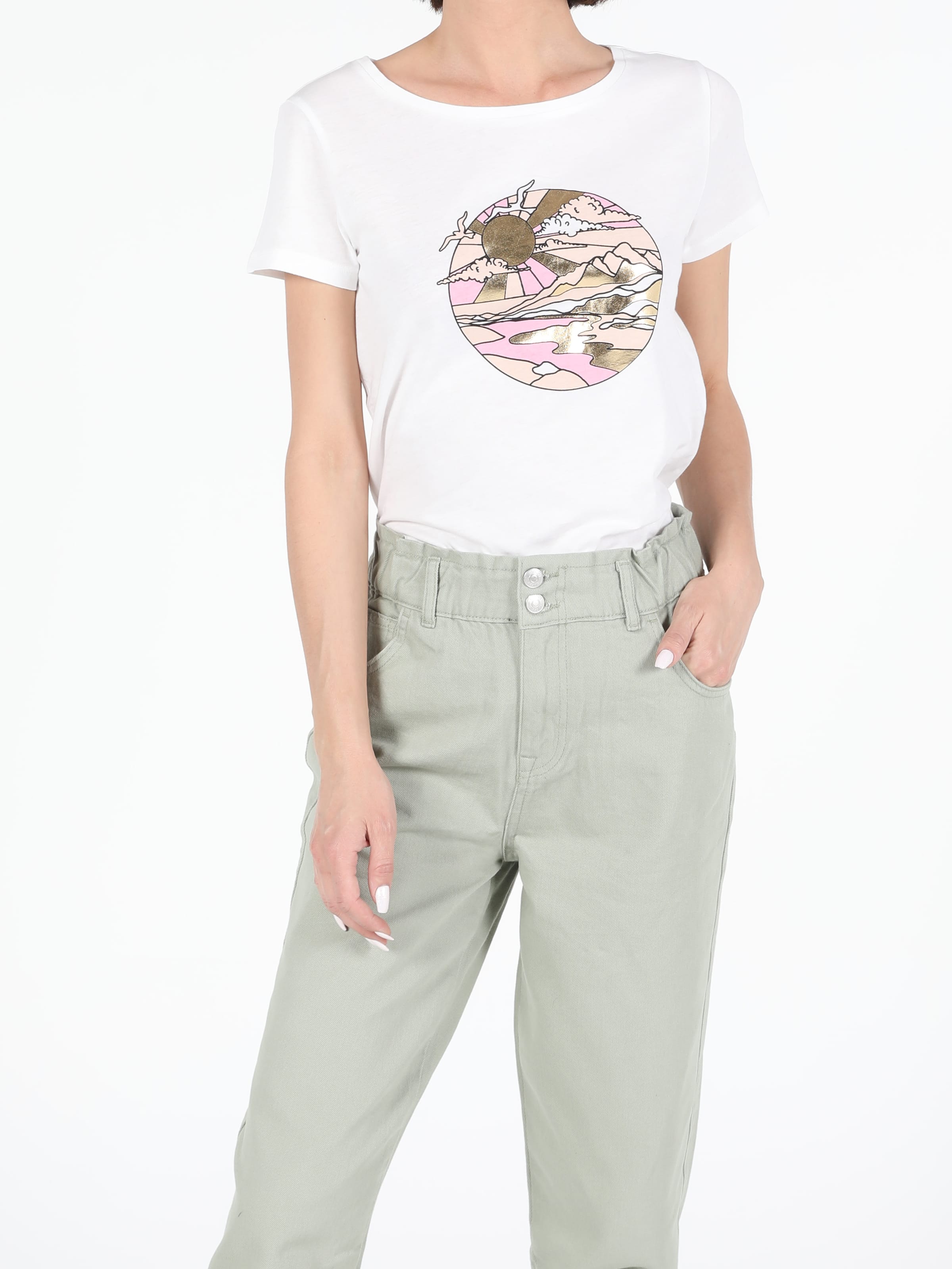 

Футболка Colin' CL1054084OFW  Off White, Футболка Colin's CL1054084OFW S Off White