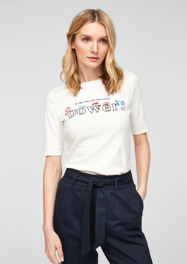 

Футболка s.Oliver SLIM FIT 36 Белый 14.103.32.X054-02D2