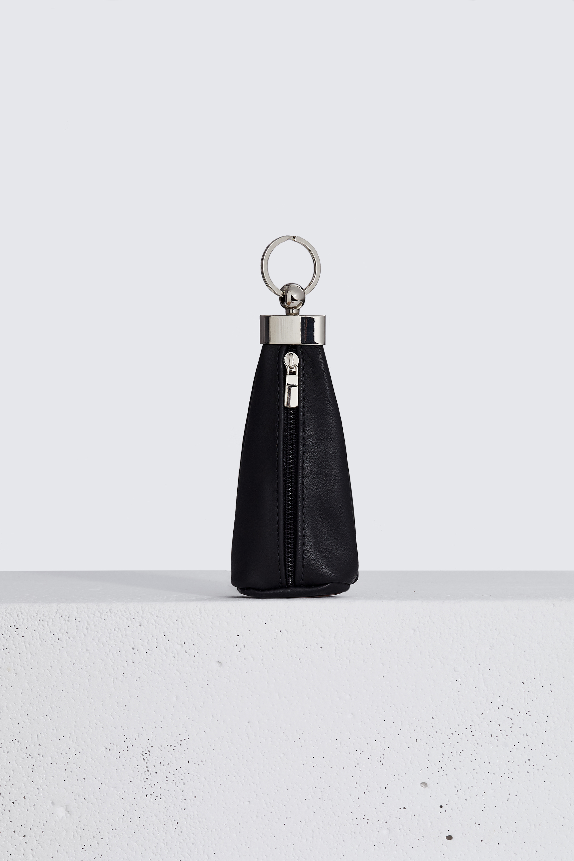 

Брелок шкіряний Balabanoff Key Bag Чорний