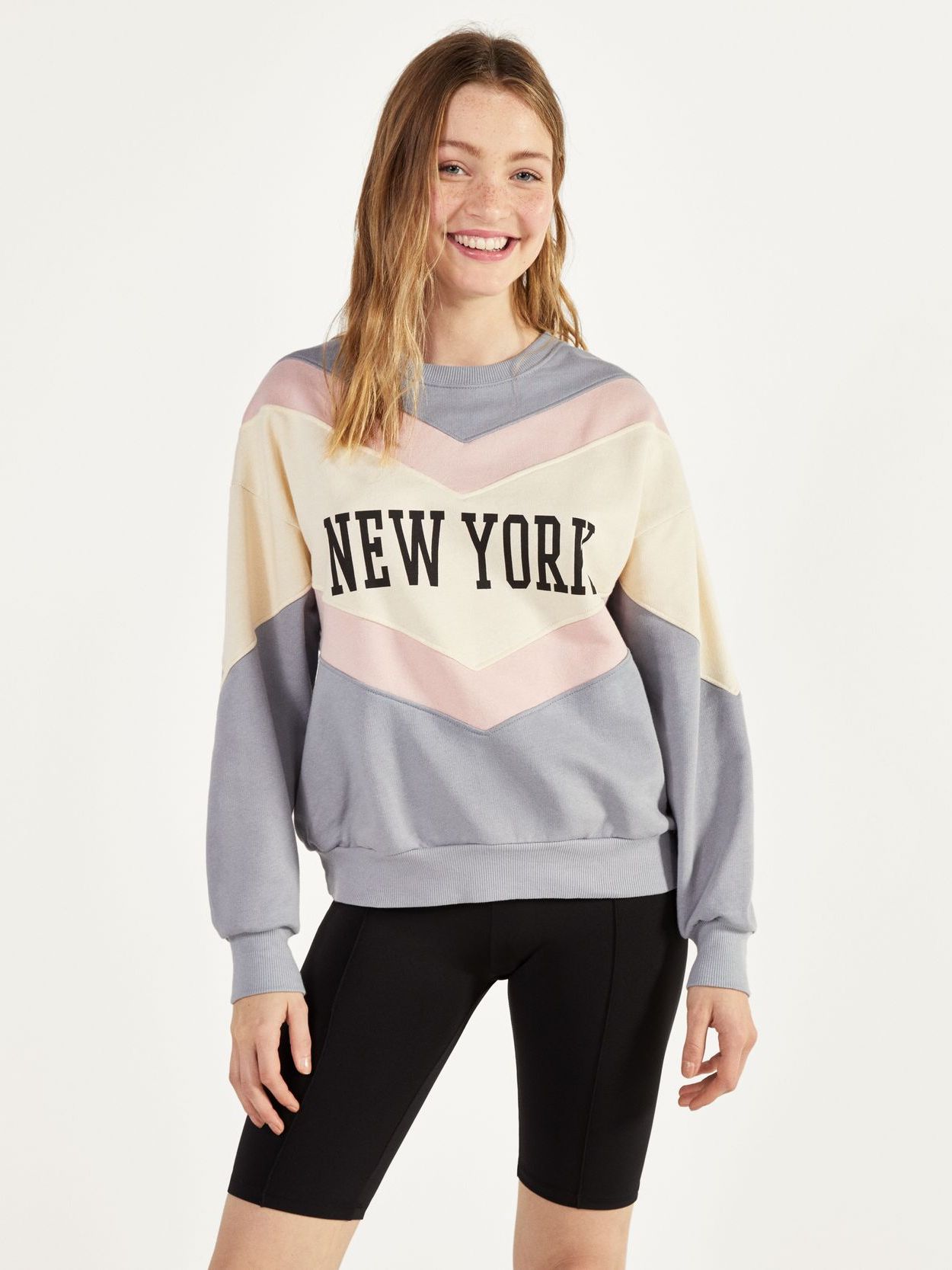 

Свитшот Bershka 1718/059/457 S Голубой
