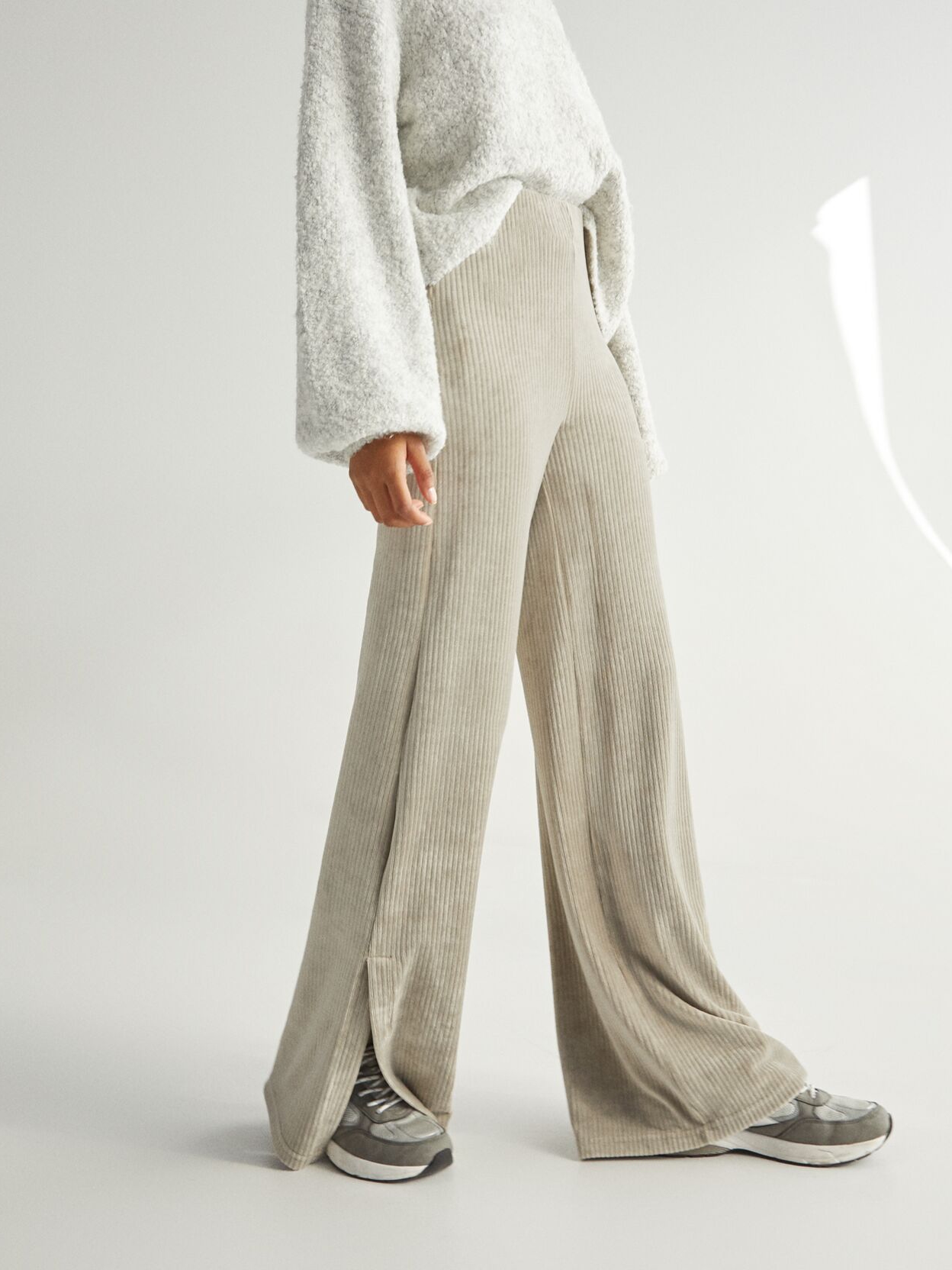 

Брюки Bershka 5129/058/802 M Светло-серые