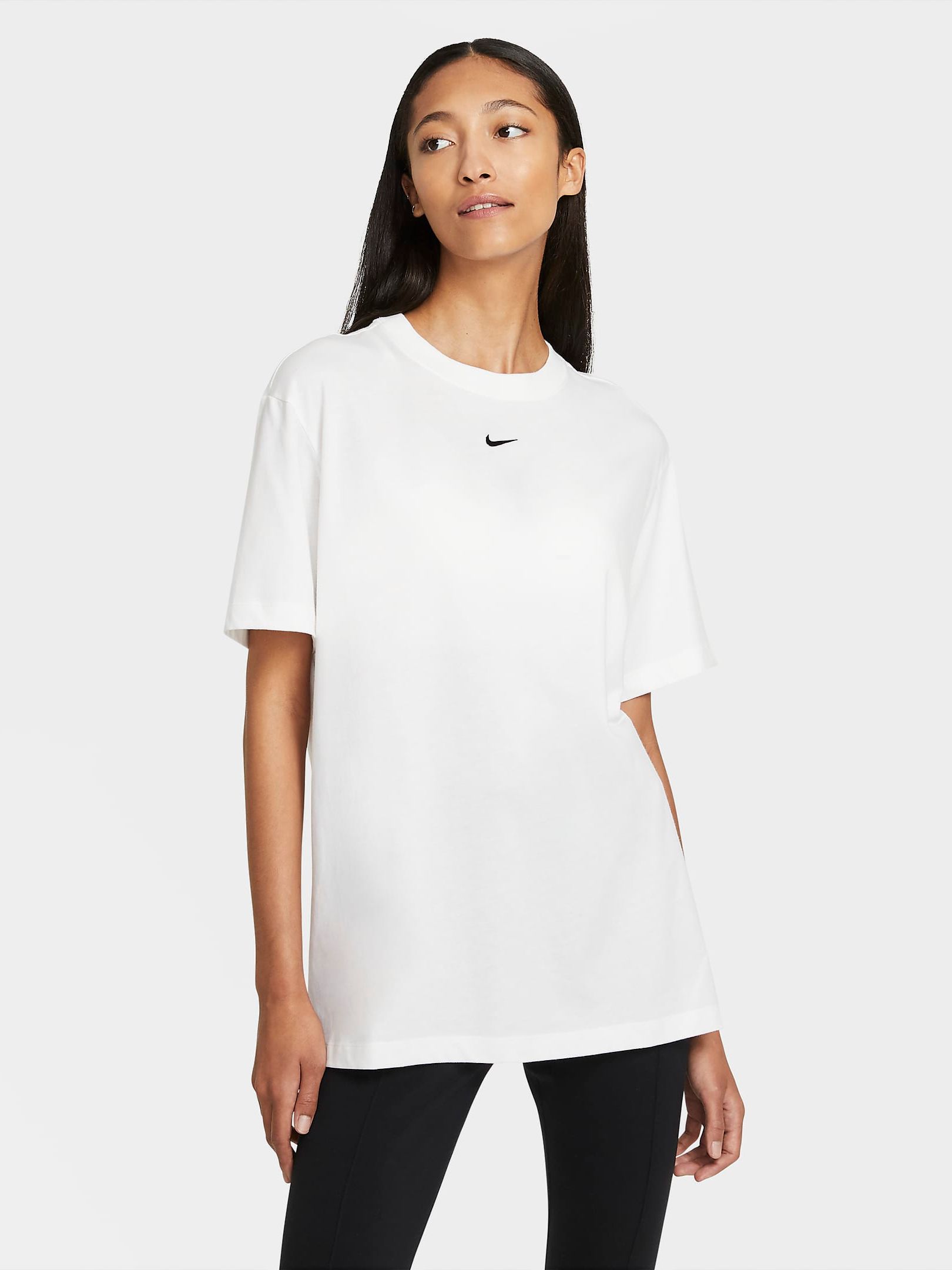 

Футболка Nike W Nsw Essntl Ss Top Bf DH4255-100 M Белая