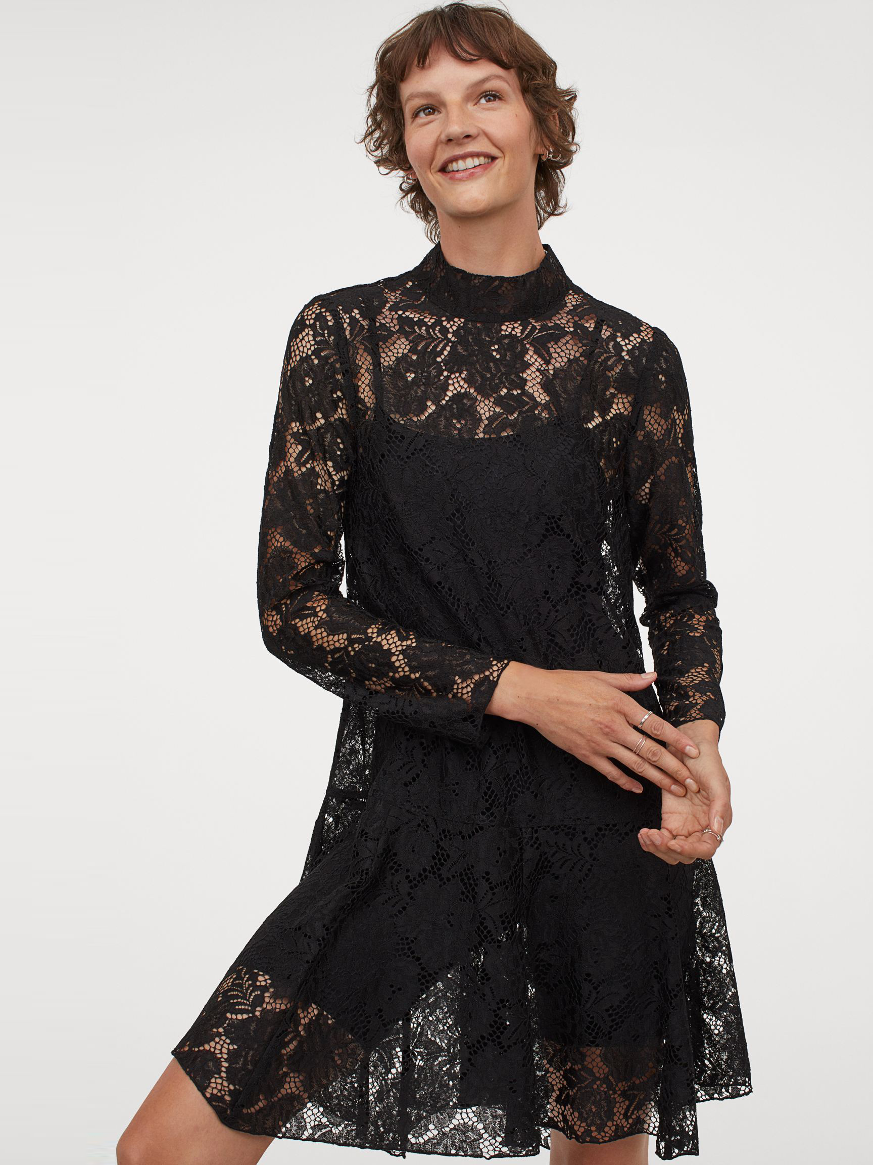 

Платье H&M 909371b14 М Черное