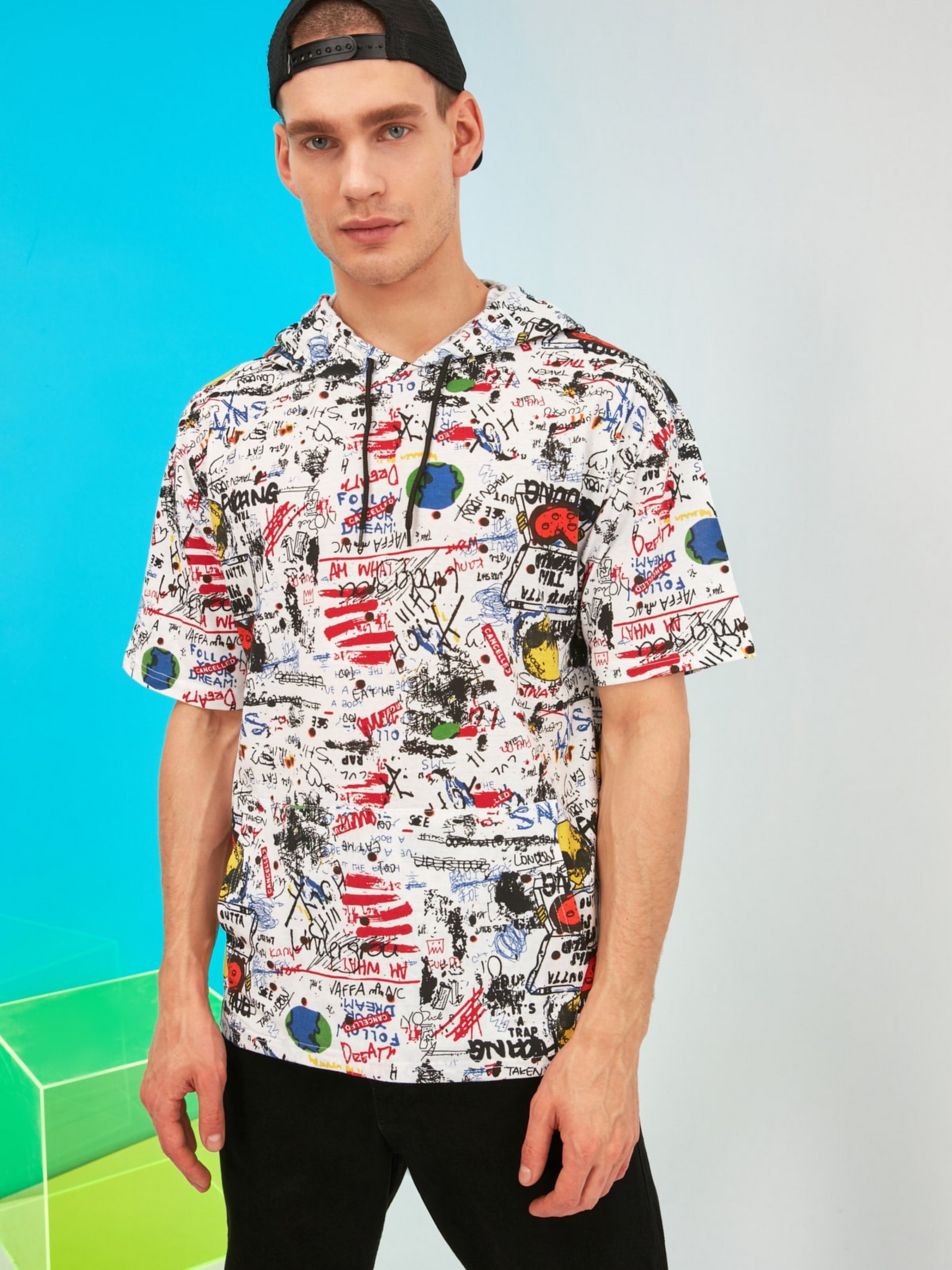 

Худи Trendyol TRM107 S Белое