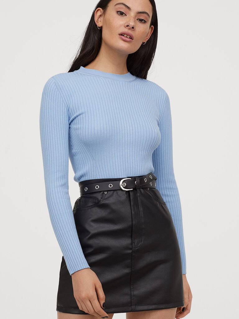 

Юбка H&M 060789326  Черная, Юбка H&M 060789326 34 Черная