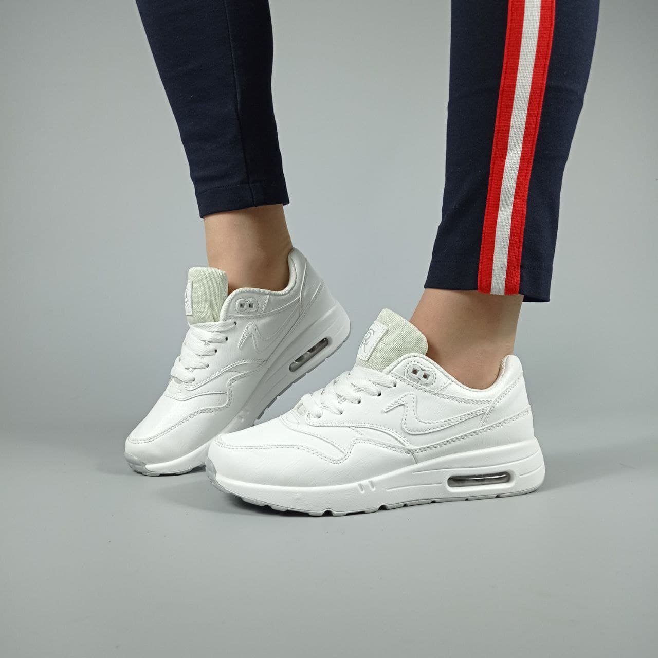 

Кроссовки CR W8018-5 WHITE 39 Белый (W8018-5WT)