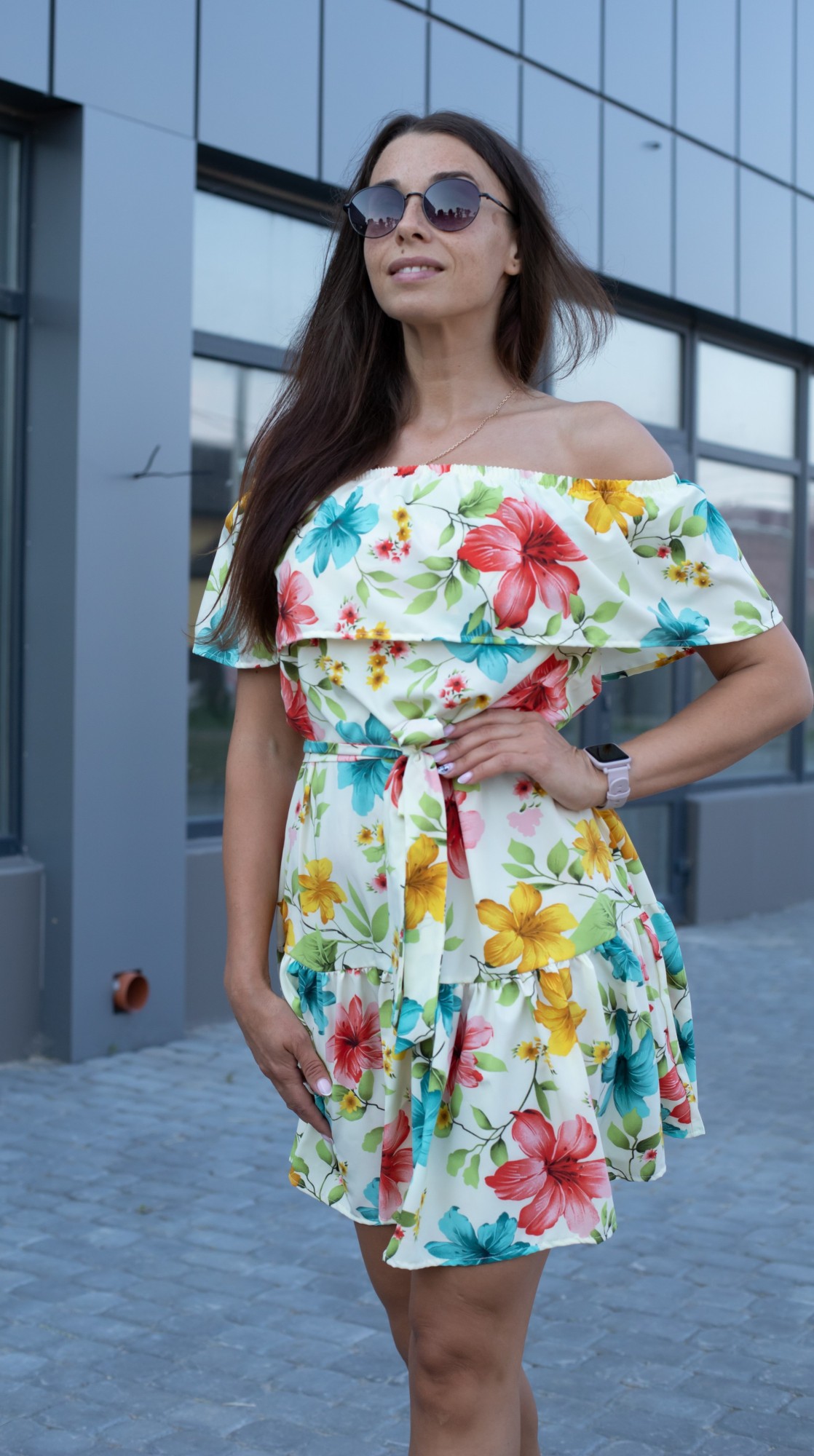 

Платье Lace Look М молочный