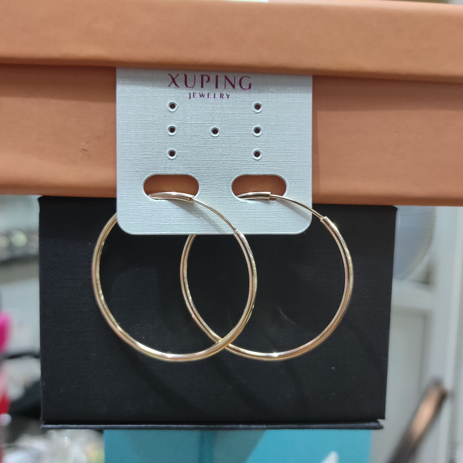 

Серьги Xuping Кольца диаметр 2,5 см позолота 99830