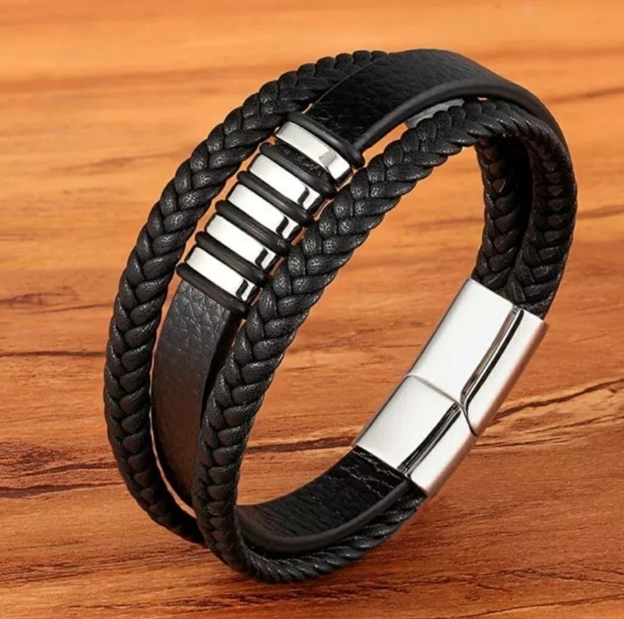 

Браслет кожаный Zig Jewelry с вставками черный
