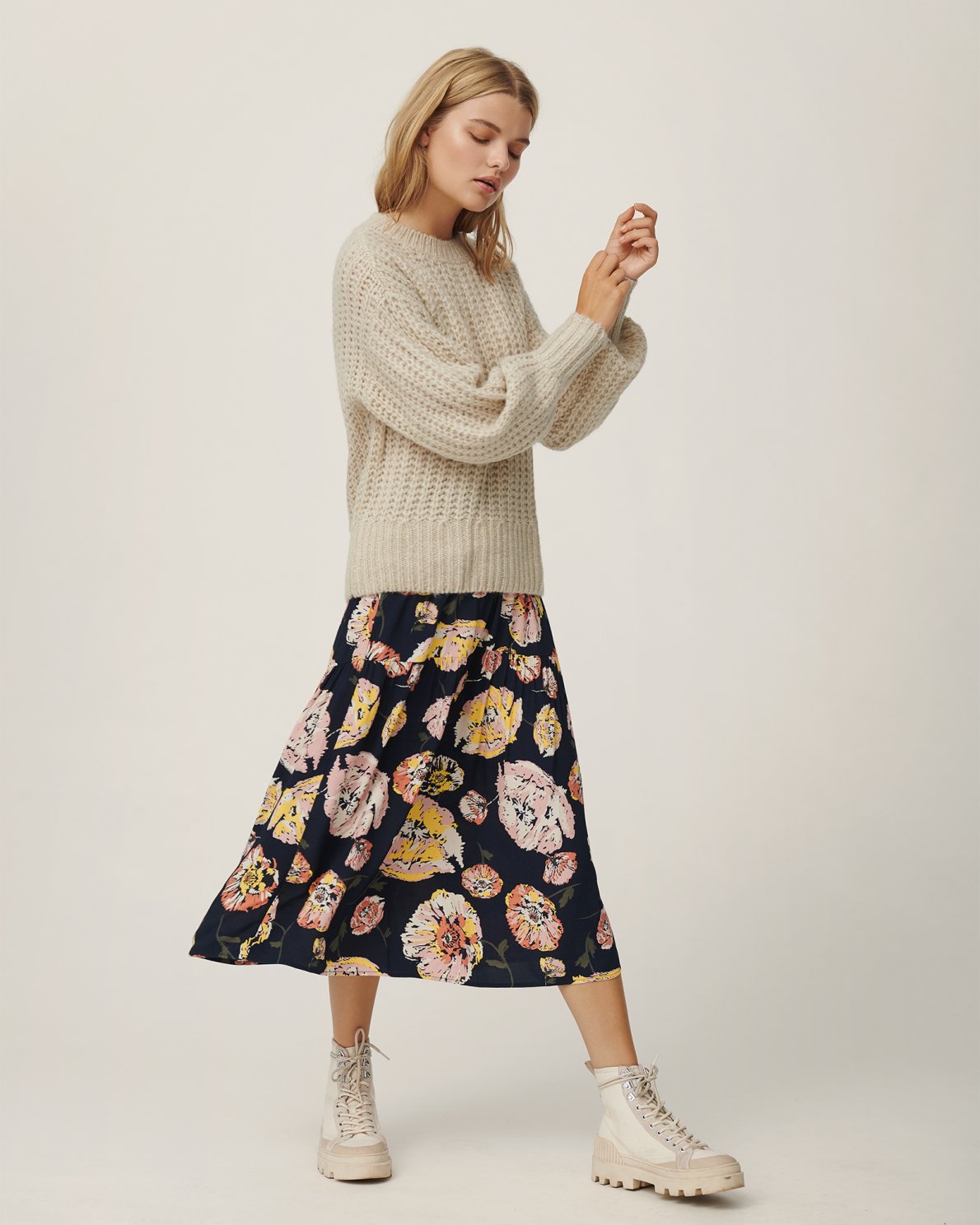 

Юбка Moss Copenhagen HELMA-JALINA-SKIRTAOP-O-SPACE-FLOWER  синий, Юбка Moss Copenhagen HELMA-JALINA-SKIRTAOP-O-SPACE-FLOWER S синий