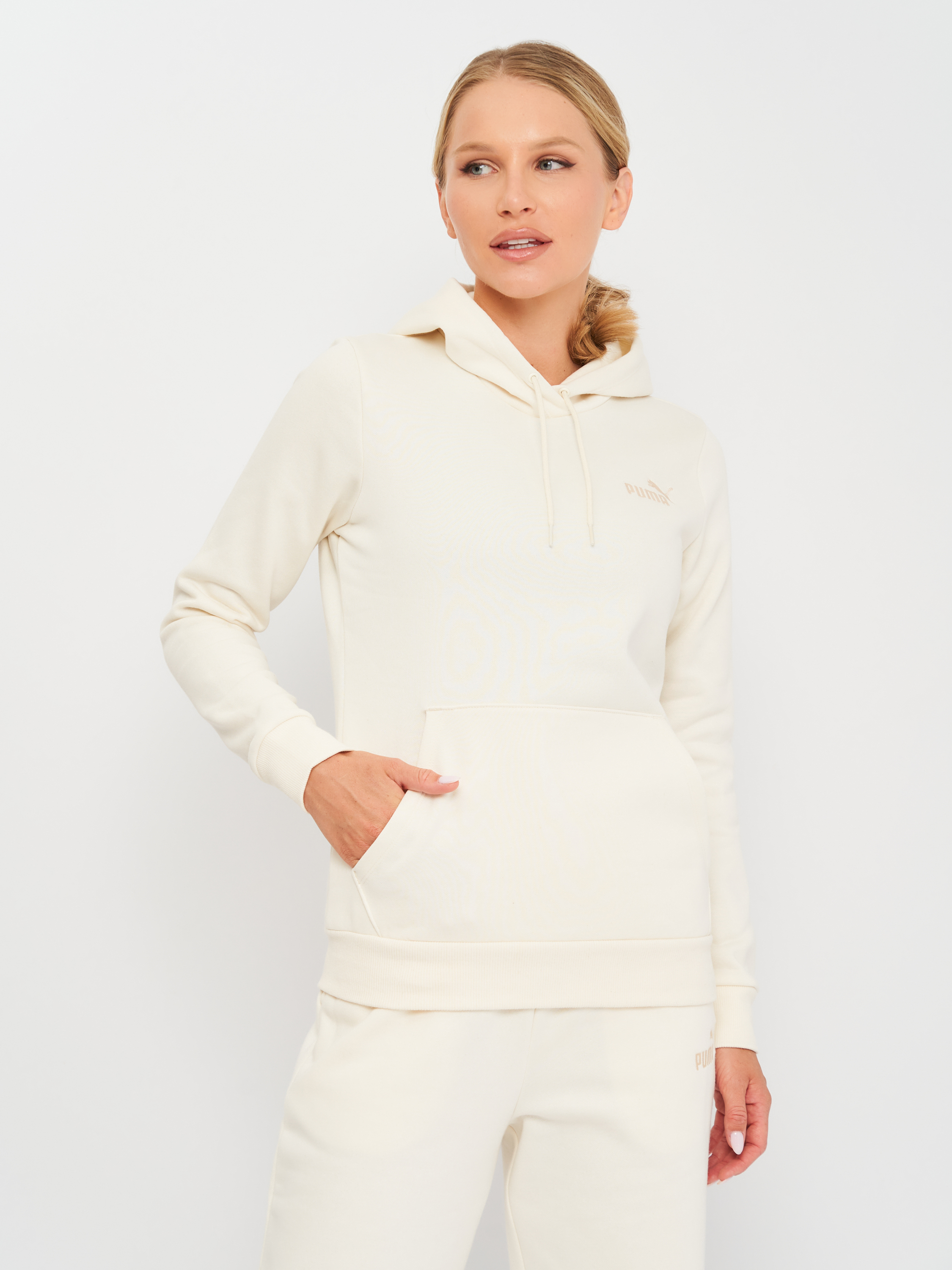 

Худи Puma ESS+ Embroidered Hoodie 84608499  No color, Худи Puma ESS+ Embroidered Hoodie 84608499 M No color
