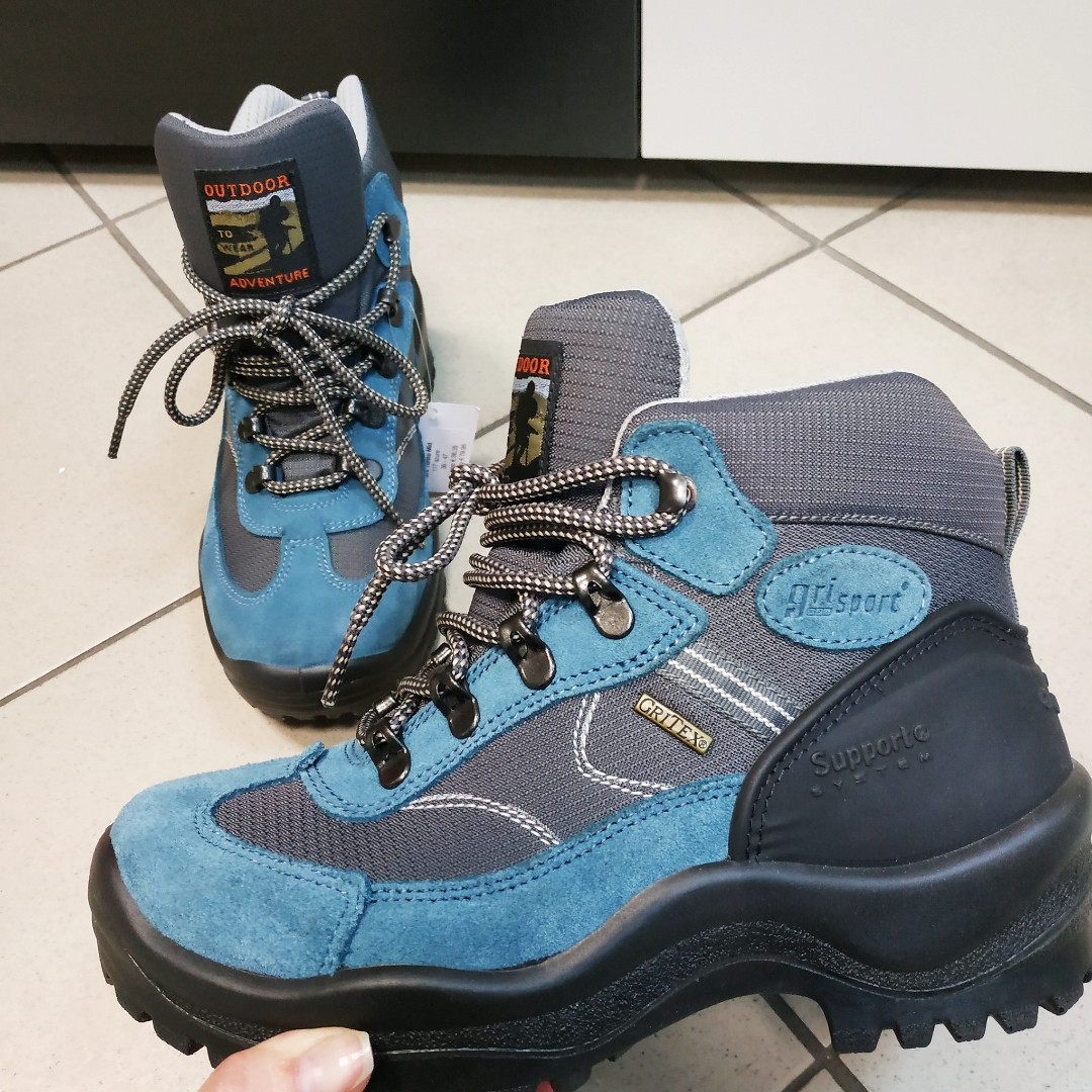 

Ботинки женские спортивные синие кожа Grisport Outdoor Adventure, 37