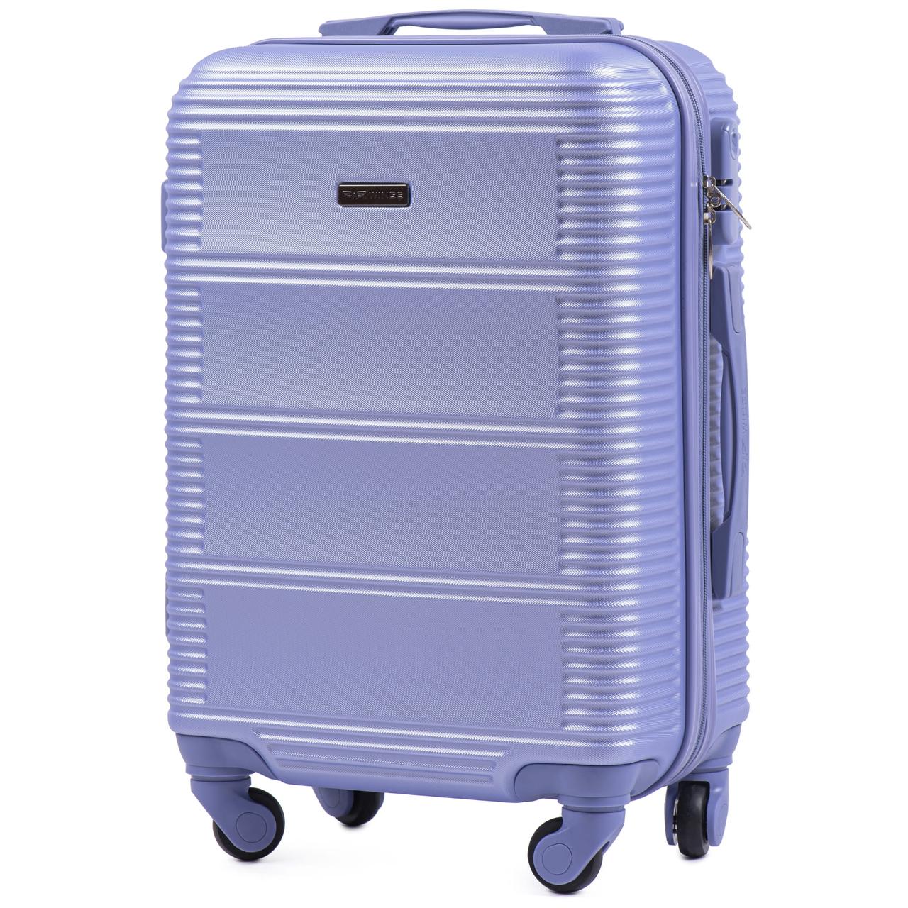 

Чемодан из поликарбоната малый ручная кладь Wings 203 на 4-х колесах нежно фиолетовый