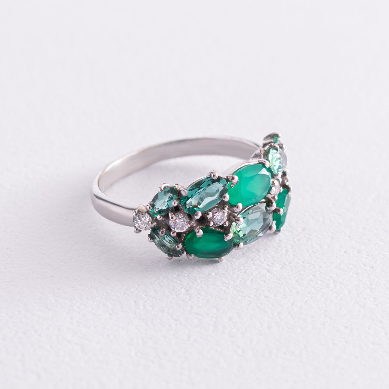 

Серебряное кольцо с агатом, кварцом и фианитами 1370/1р-GRAGOG Оникс 15