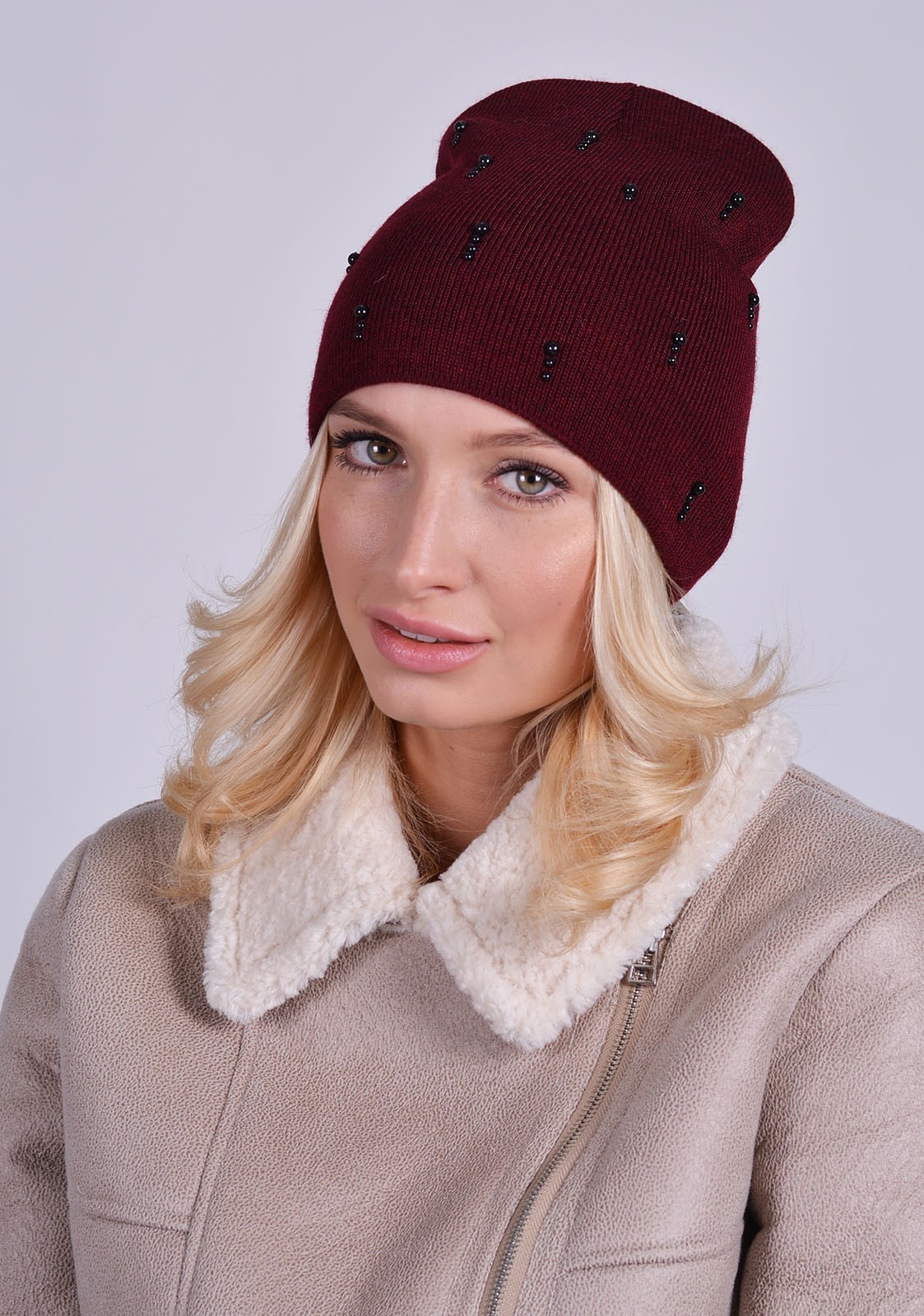 

Вязаная шапка Retto 55-60 р. Капля бордо