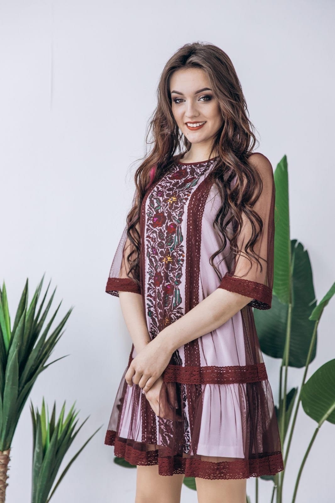 

Платье-вышиванка Скиба СК6752 44 Кофейное с рукавом