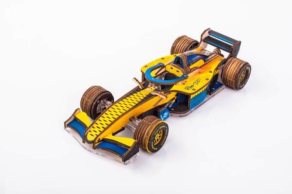 

3D конструктор Veter Models гоночный болид Рейсер V3 Racer желто-голубой (223 детали)