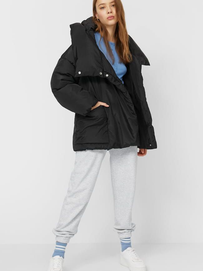 

Куртка Stradivarius 5746/431/001 M Черная