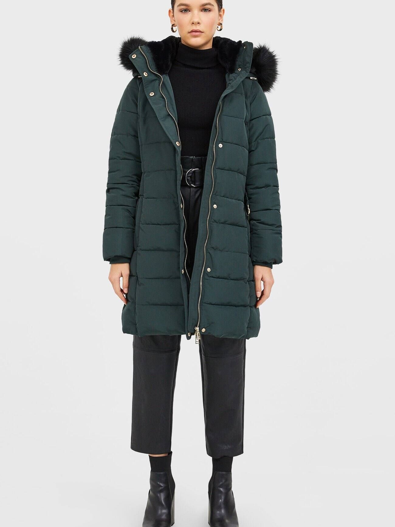 

Куртка Stradivarius 5889/474/530 M Зеленая