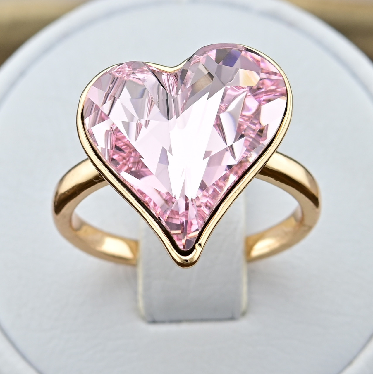 

Каблучка Xuping з кристалами Swarovski 83190 ширина 19 мм колір рожевий позолота 18К18