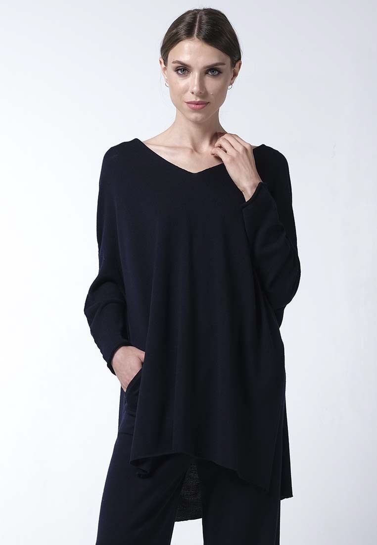 

Костюм Viamaro из тонкой шерсти мериноса темно-синего цвета, Костюм Viamaro из тонкой шерсти мериноса темно-синего цвета M