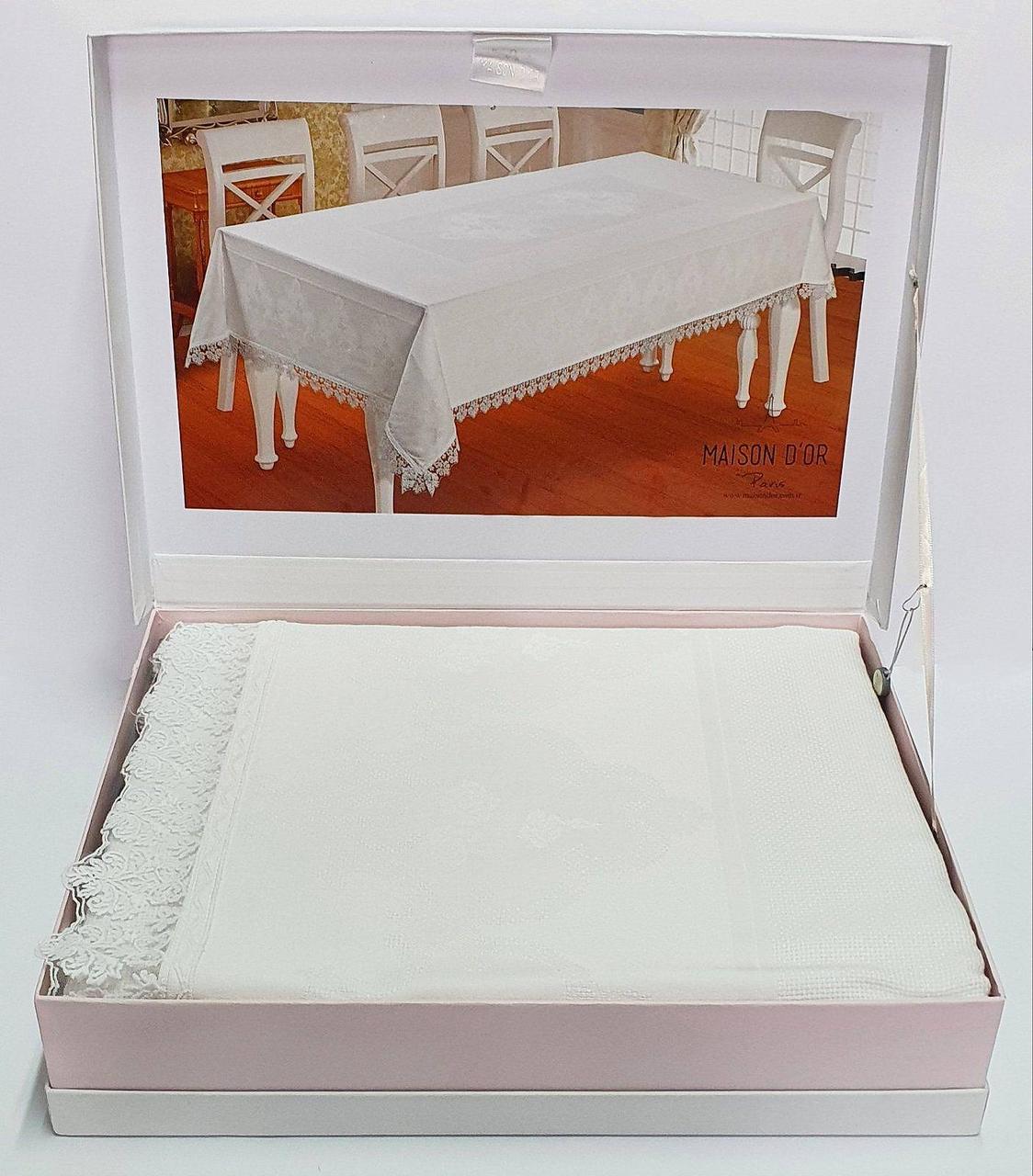 

Скатерть Maison D'or 160х320 Natalee White