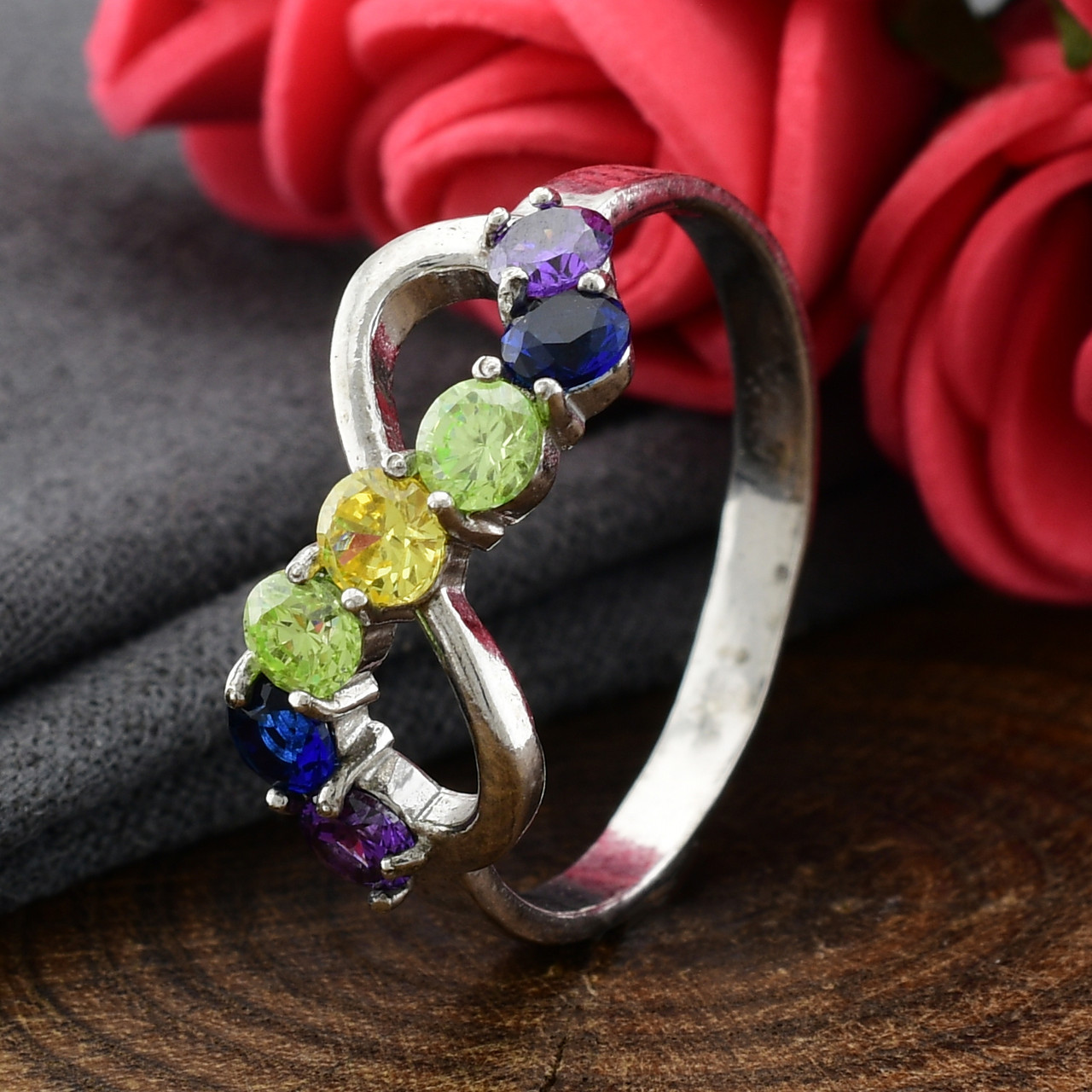 

Серебряное кольцо Радужная бесконечность вставка разноцветные фианиты 16