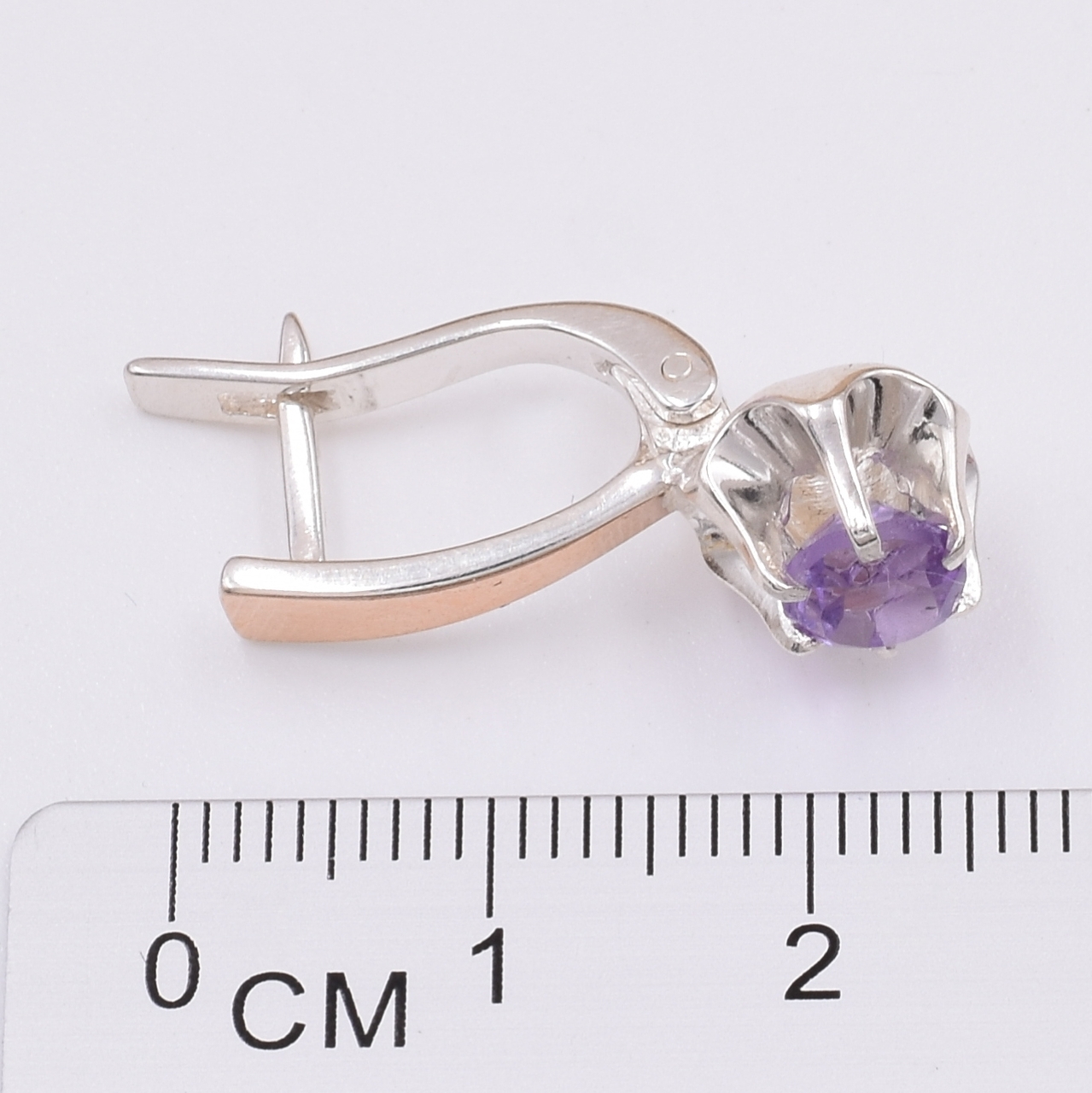 

Срібний набір з натуральними аметистами кільце розмір 17 + сережки 24х9 вставка натуральний аметист