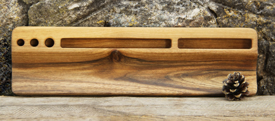 

Подставка EcoWalnut для аксессуаров и гаджетов Компакт (EW-25)
