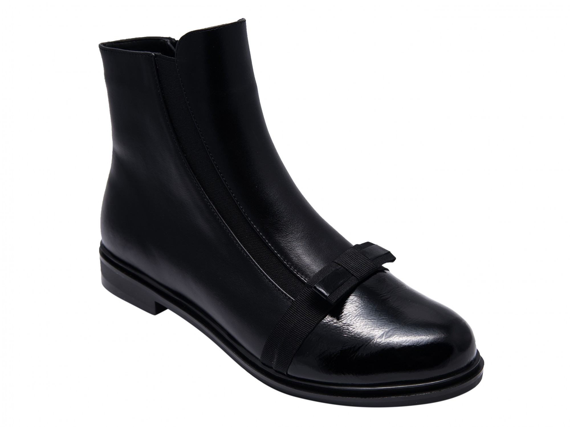 

Женские ботинки Savio 18262 с аксессуаром 39 Черные