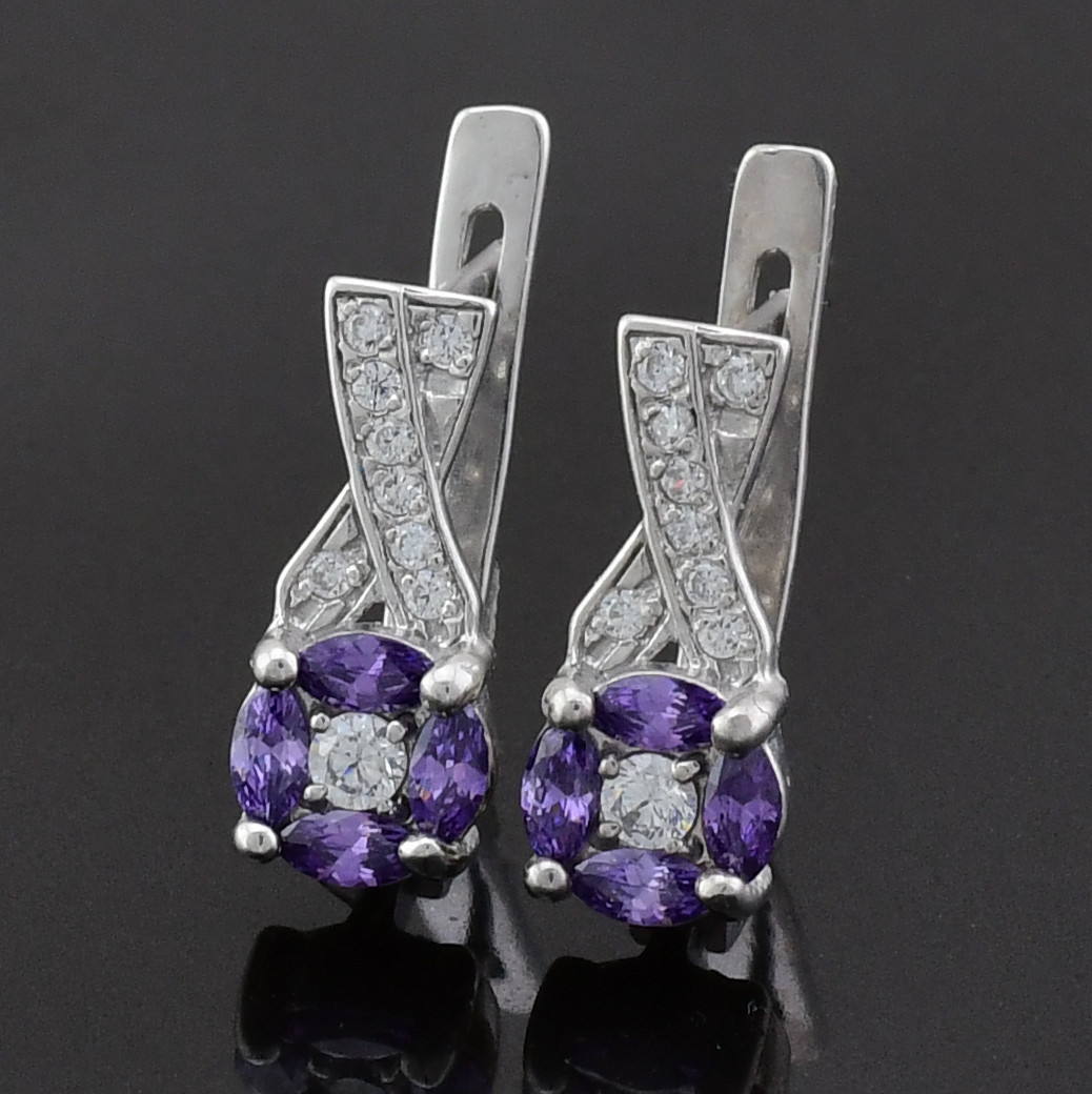 

Серебряные серьги Артемида размер 16х7 мм вставка фиолетовые фианиты вес 3.23 г